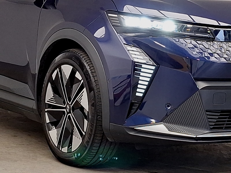 Used Renault Scenic E-Tech 2025 for sale - 76578522: Photo 9