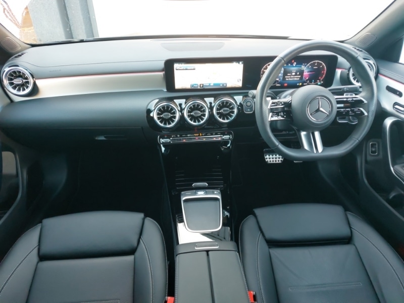 Used Mercedes-Benz CLA 2024 for sale - 76519135: Photo 2