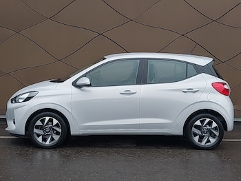 Used Hyundai i10 2025 for sale - 79400959: Photo