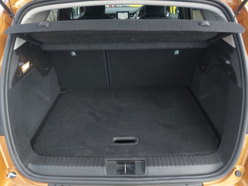 Used Renault Captur 2021 for sale - 77833123: Photo 8