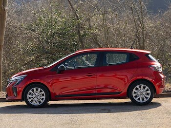 Used Renault Clio 2024 for sale - 78343342: Photo