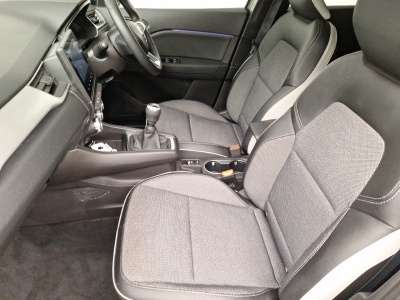 Used Renault Captur 2022 for sale - 77399057: Photo 5