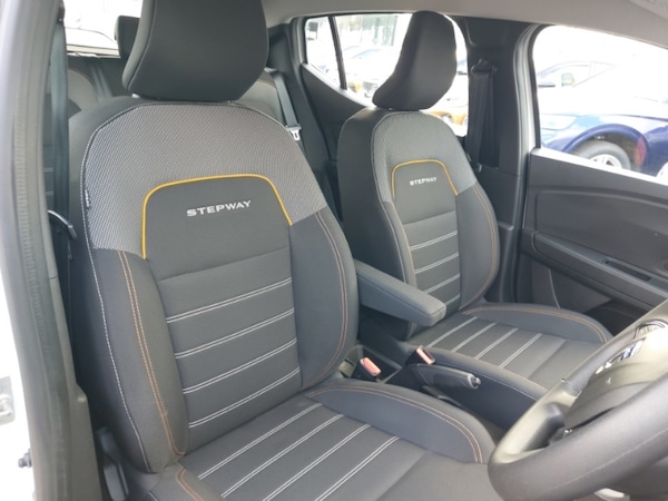 Used Dacia Sandero Stepway 2021 for sale - 76272581: Photo 10