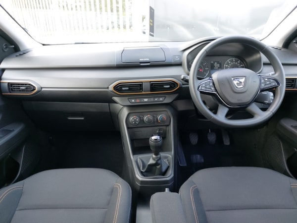 Used Dacia Sandero Stepway 2021 for sale - 76272581: Photo 2
