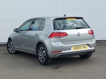 Used Volkswagen Golf 2019 for sale - 76571897: Photo
