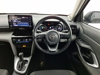 Used Toyota Yaris Cross 2022 for sale - 76459606: Photo