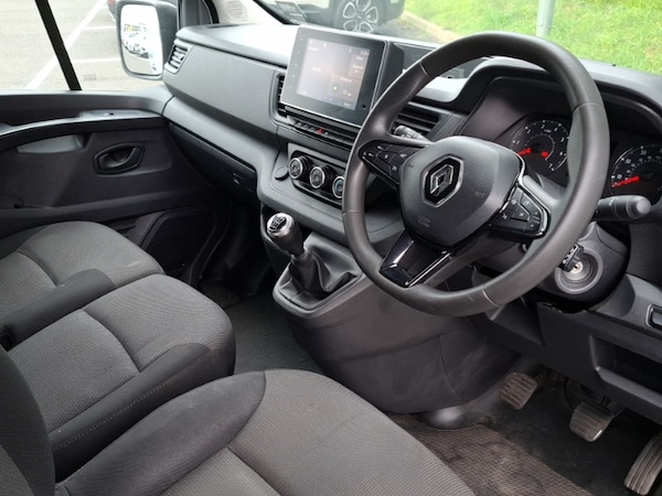 Used Renault Trafic 2022 for sale - 76293797: Photo 2