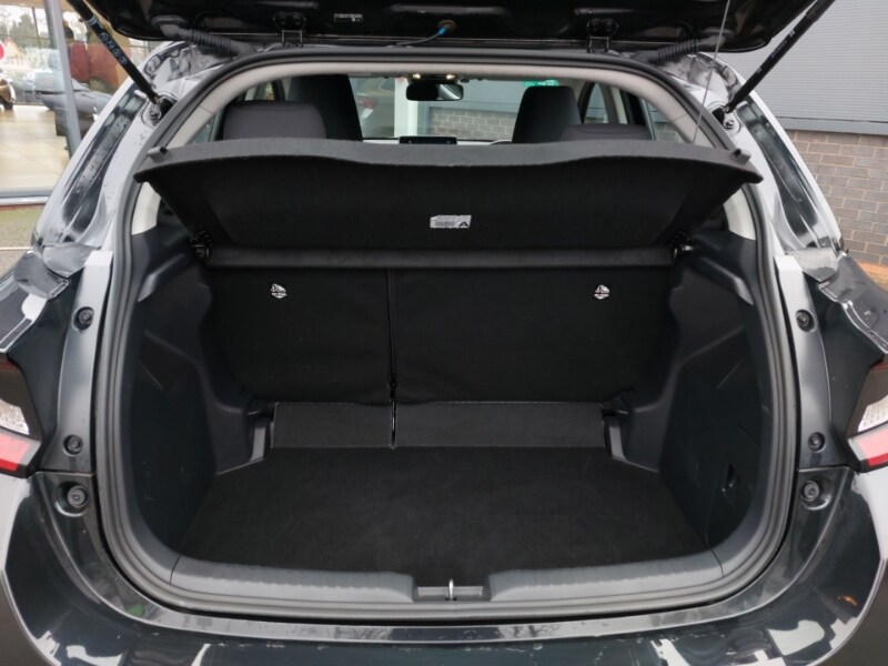 Used Mazda Mazda2 HYBRID 2024 for sale - 77817452: Photo 8