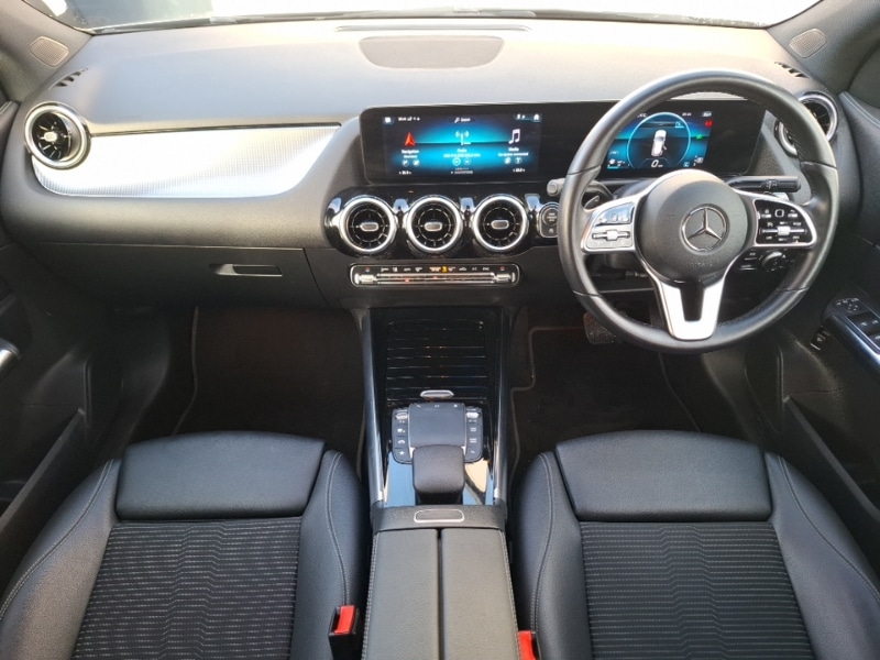 Used Mercedes-Benz GLA 2021 for sale - 76695221: Photo 2