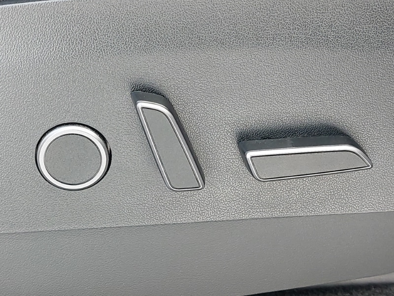 Used Tesla Model Y 2023 for sale - 77173954: Photo 12