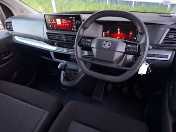 Used Vauxhall Vivaro 2024 for sale - 77838295: Photo