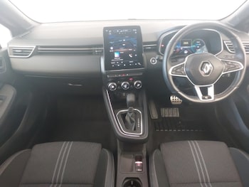 Used Renault Clio 2023 for sale - 79402085: Photo