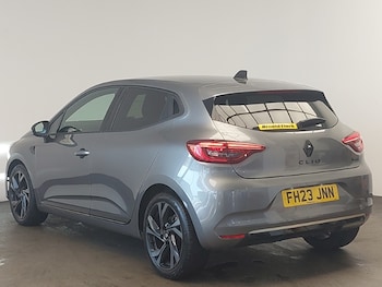 Used Renault Clio 2023 for sale - 79402085: Photo