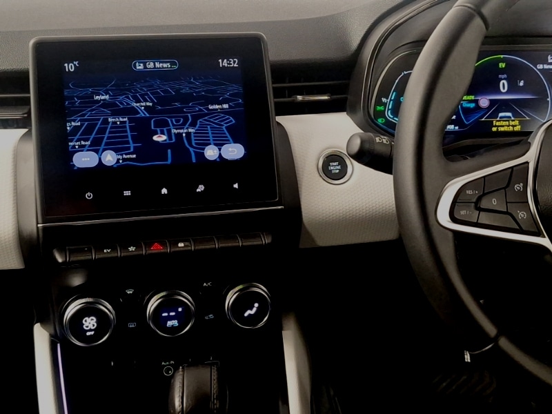 Used Renault Clio 2023 for sale - 78216114: Photo 10