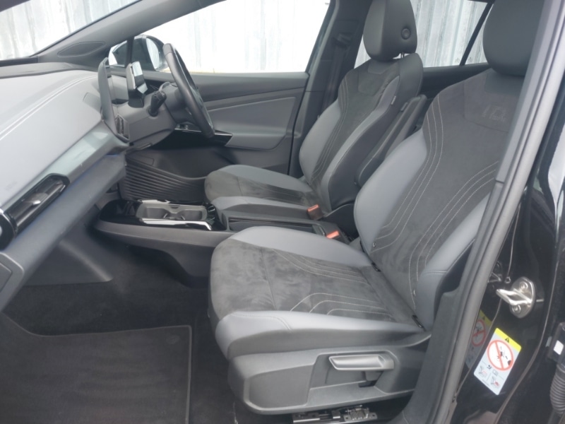 Used Volkswagen ID.4 2024 for sale - 76325219: Photo 5