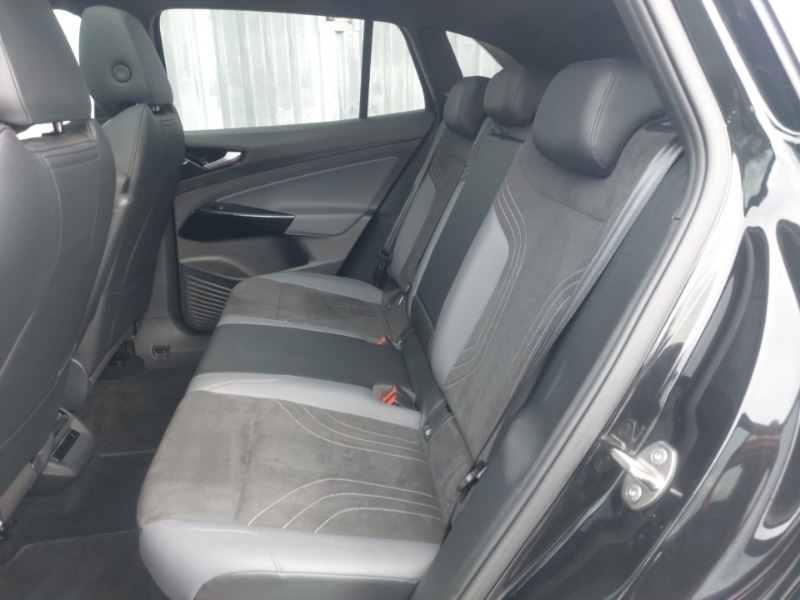 Used Volkswagen ID.4 2024 for sale - 76325219: Photo 6