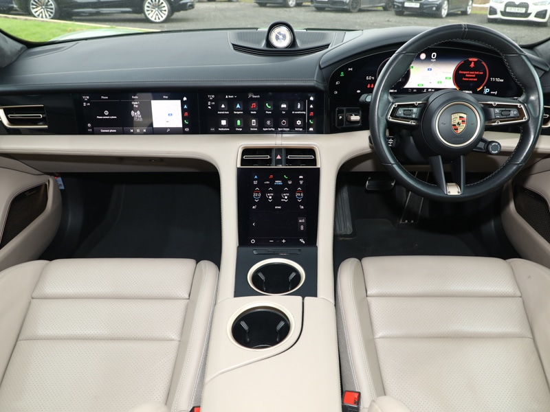 Used Porsche Taycan 2020 for sale - 77912063: Photo 2