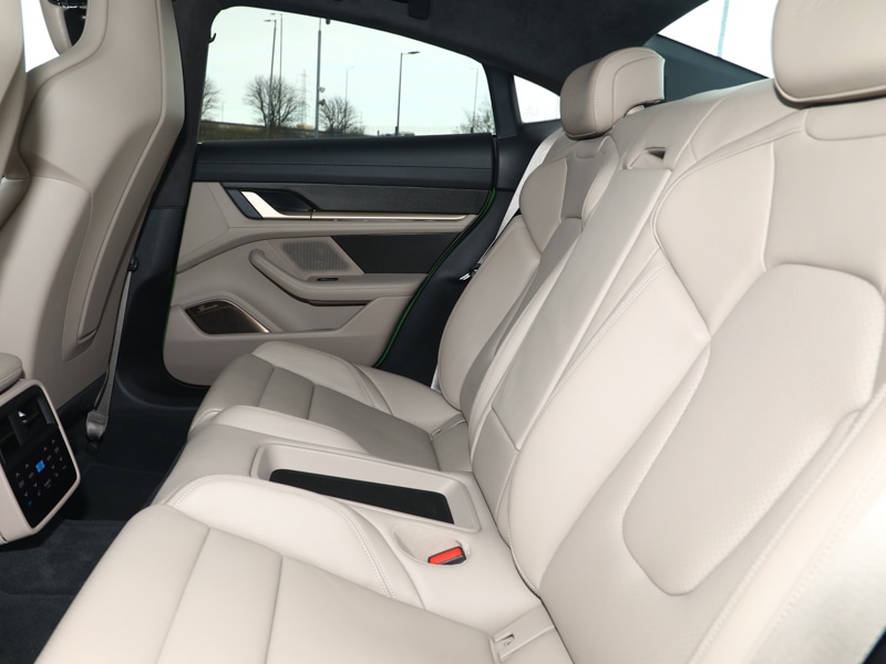 Used Porsche Taycan 2020 for sale - 77912063: Photo 6