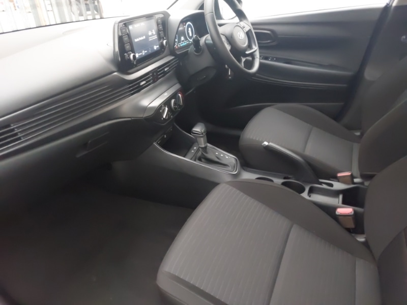 Used Hyundai i20 2023 for sale - 77736933: Photo 5