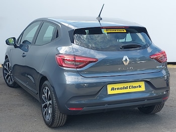 Used Renault Clio 2022 for sale - 79255393: Photo