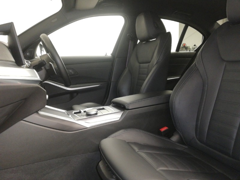 Used BMW 3 Series 2024 for sale - 76947712: Photo 5