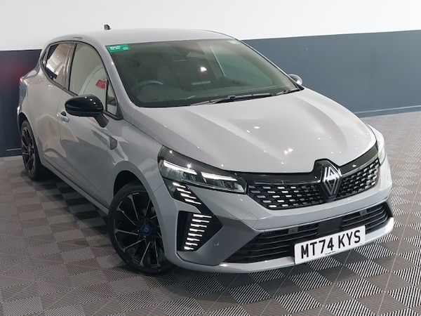 Used Renault Clio 2024 for sale - 76233274: Photo 1