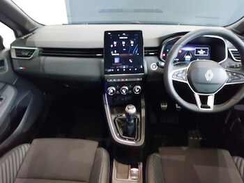 Used Renault Clio 2024 for sale - 76233274: Photo 2