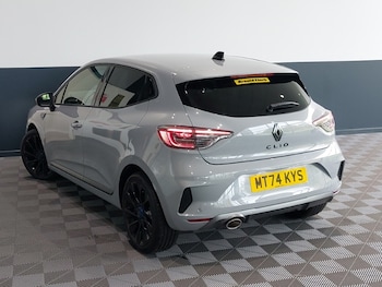 Used Renault Clio 2024 for sale - 76233274: Photo 3