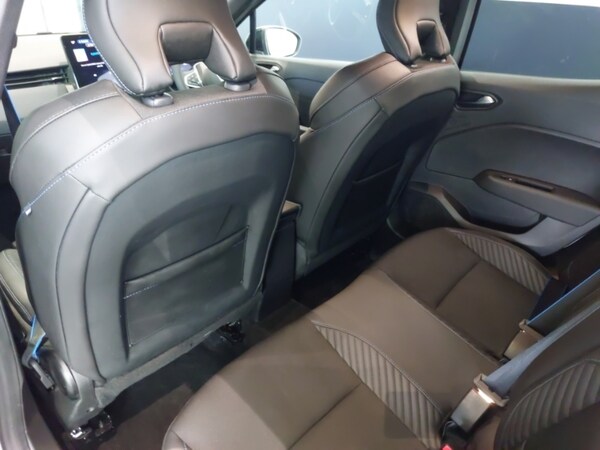 Used Renault Clio 2024 for sale - 76233274: Photo 6
