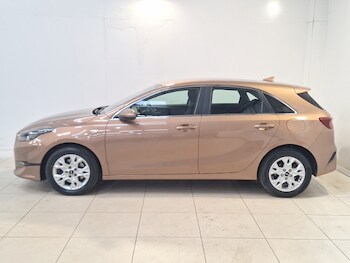 Used Kia Ceed 2022 for sale - 77817503: Photo