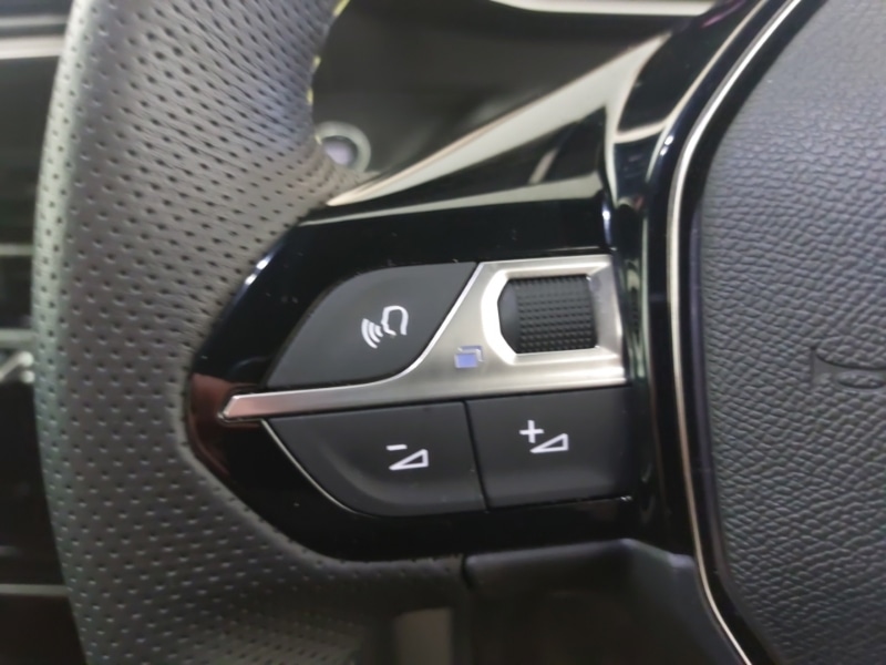 Used Peugeot 2008 2024 for sale - 76506495: Photo 12