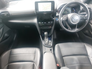 Used Toyota Yaris Cross 2022 for sale - 78290513: Photo