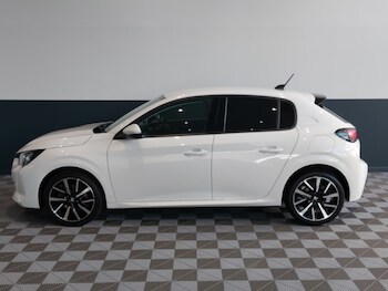 Used Peugeot 208 2020 for sale - 76779059: Photo