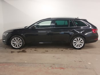 Used Skoda Superb 2023 for sale - 75492196: Photo