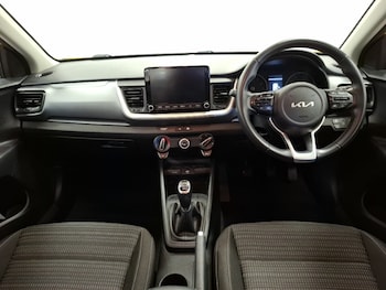 Used Kia Stonic 2021 for sale - 77556598: Photo