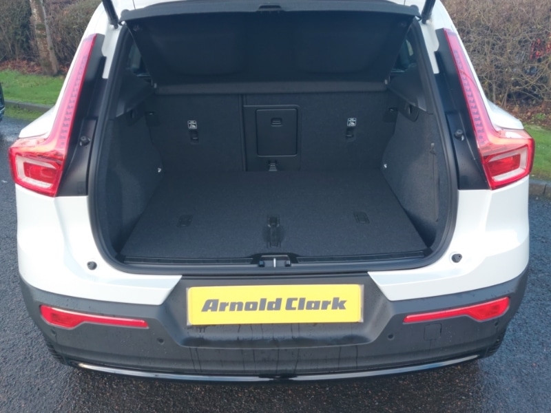 Used Volvo XC40 2025 for sale - 77540467: Photo 8