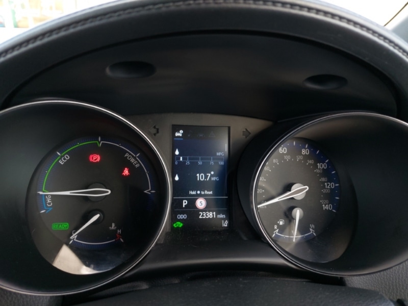 Used Toyota C-HR 2023 for sale - 77833105: Photo 12