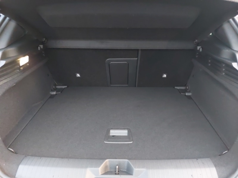 Used Vauxhall Astra 2024 for sale - 76912238: Photo 8