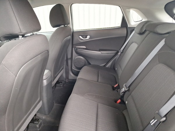Used Hyundai KONA 2022 for sale - 76149939: Photo 6