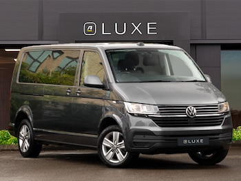 Used Volkswagen Transporter Shuttle 2024 for sale - 79342952: Photo
