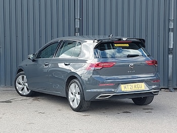 Used Volkswagen Golf 2021 for sale - 78503557: Photo