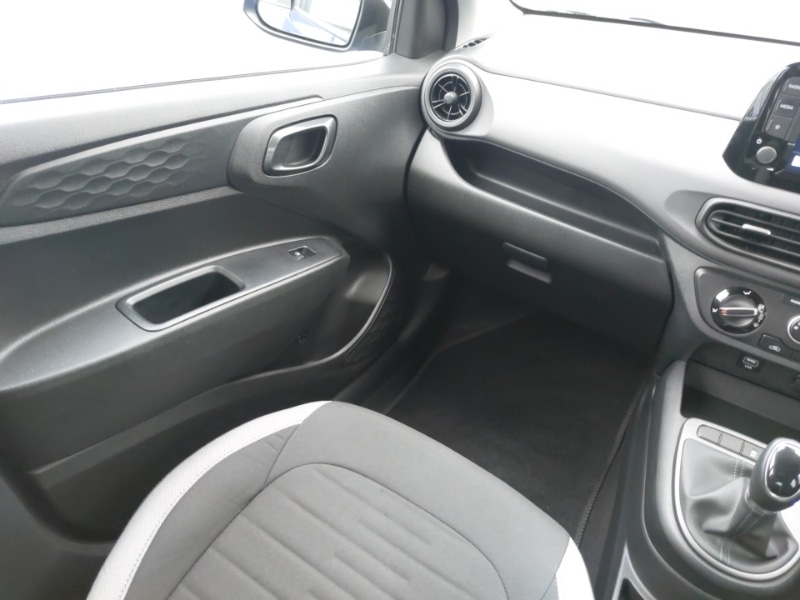 Used Hyundai i10 2022 for sale - 77127162: Photo 10