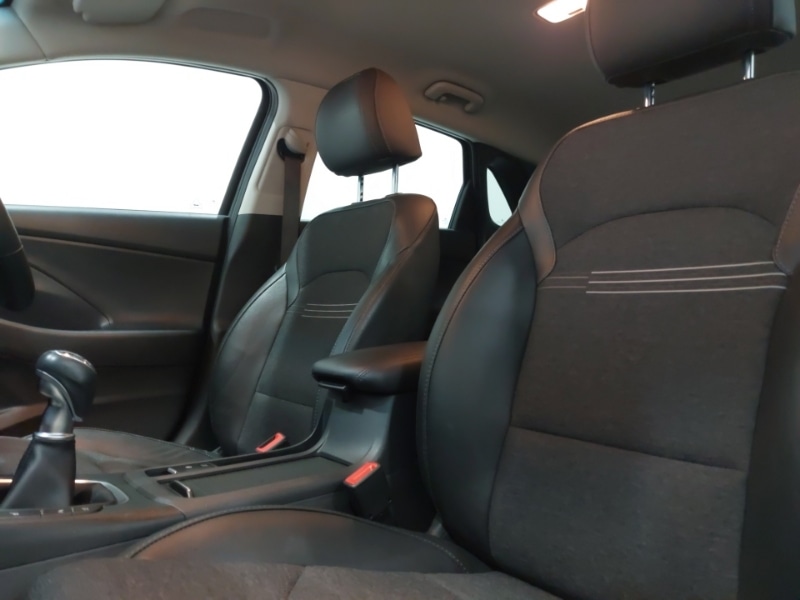 Used Hyundai i30 2023 for sale - 77290030: Photo 5