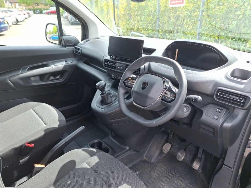 Used Peugeot Partner 2024 for sale - 76404071: Photo 2