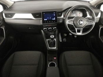 Used Renault Captur 2023 for sale - 77752373: Photo