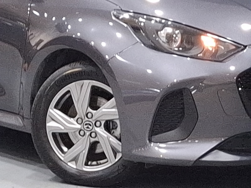 Used Mazda Mazda2 HYBRID 2024 for sale - 76726752: Photo 9