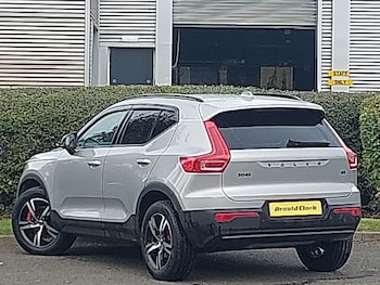 Used Volvo XC40 2023 for sale - 76456505: Photo