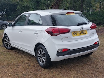 Used Hyundai i20 2021 for sale - 75807531: Photo