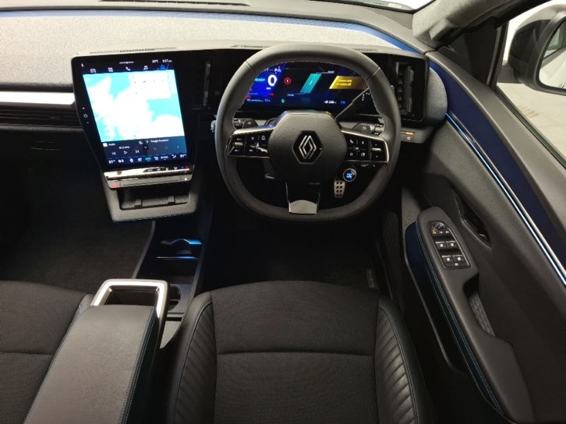 Used Renault Scenic E-Tech 2024 for sale - 77597248: Photo 7