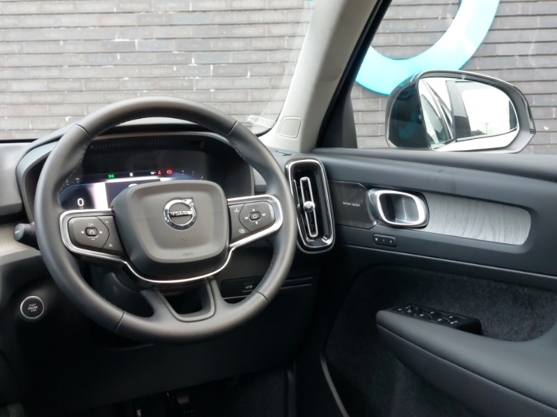 Used Volvo XC40 2024 for sale - 76459618: Photo 10